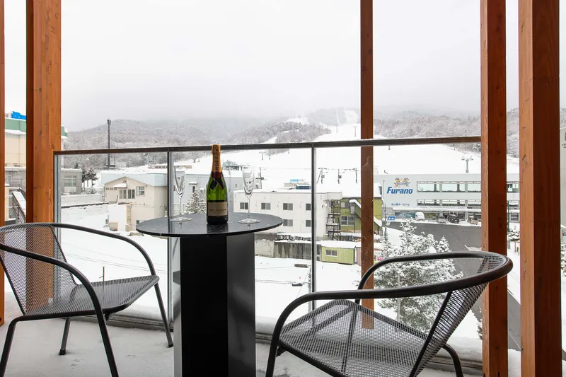 6551feaa66b0a Fenix West 3 Bedroom Premium Apartment Balcony