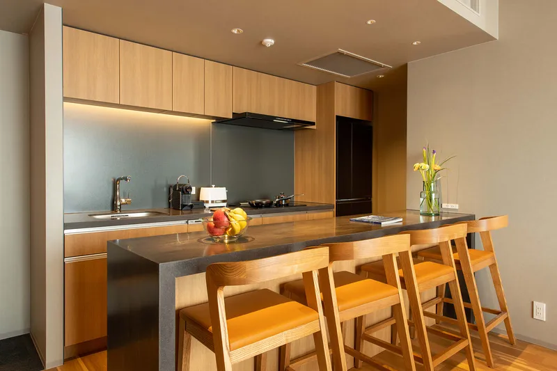 6551ff5d92c39 Fenix West 3 Bedroom Penthouse Dining Area