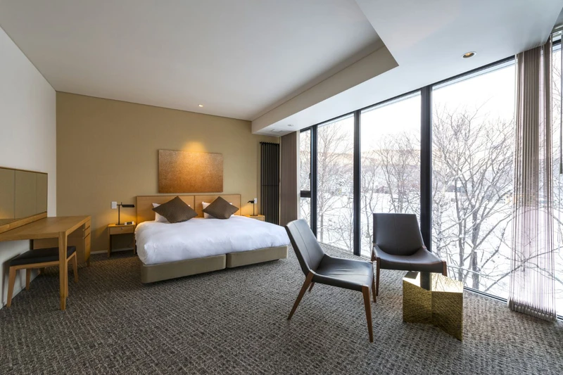 65521c4cb4daf Kozue Three bedroom Mt Yotei Panorama Penthouse Bedroom