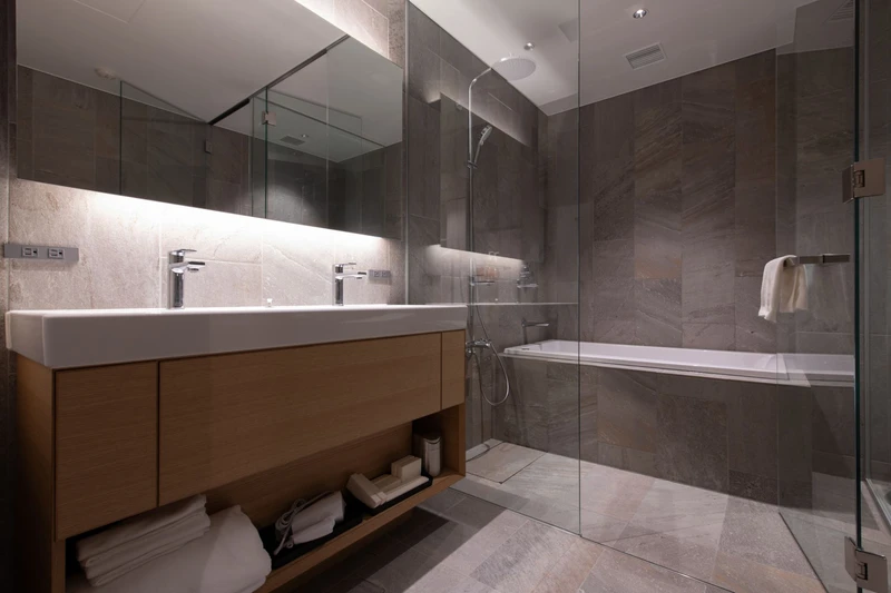 6552213c2d9c6 Intuition Niseko 3 Bedroom Yotei Apartment Bathroom