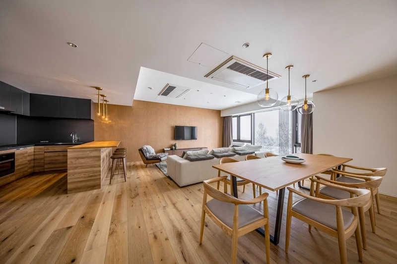 6552213cc4632 Intuition Niseko 3 Bedroom Yotei Apartment Dining Area