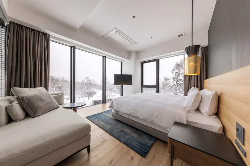 6552213d70fec Intuition Niseko 3 Bedroom Yotei Apartment King Bedroom