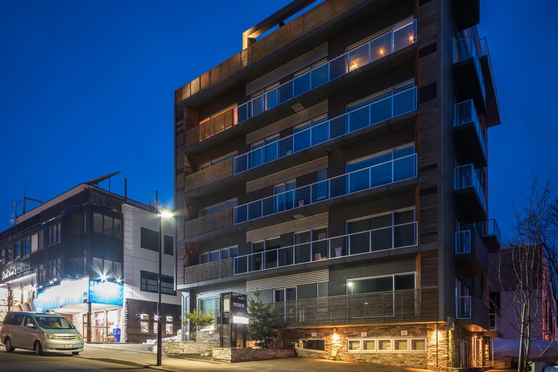 Setsumon - Exterior from the street