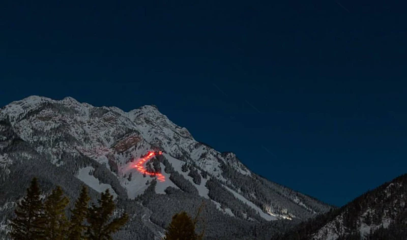 655e239f3aa20 Mt Norquay Torchlight Parade