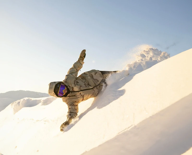Snowboarder in Hemsedal © Kalle Hägglund