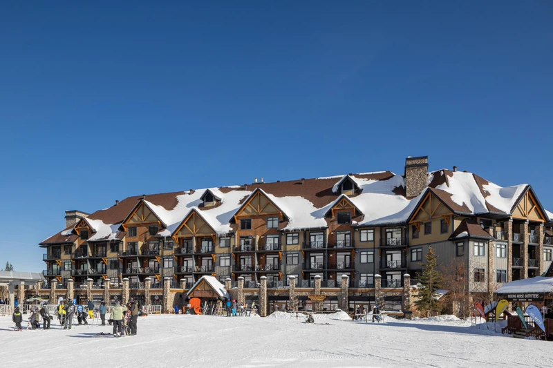 6572ff051f4a8 Glacier Mountain Lodge Back Exterior
