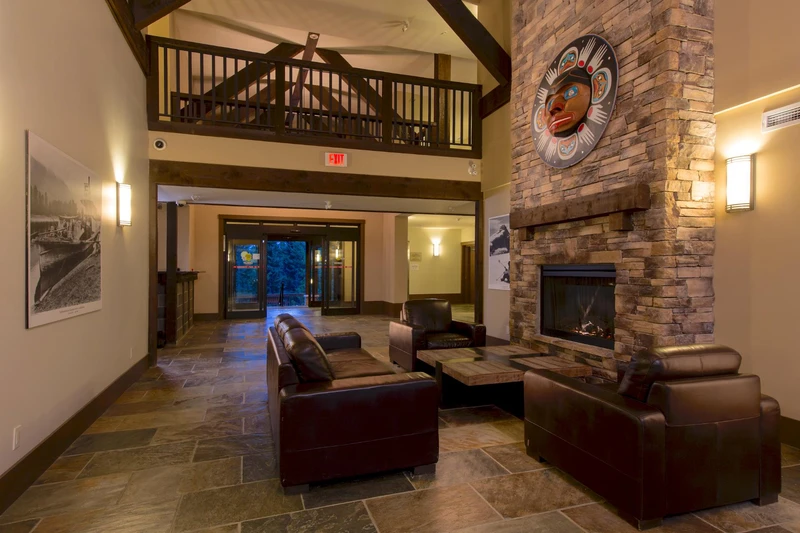 65730619292e6 Palliser Lodge Lobby