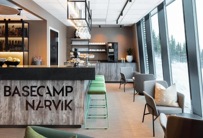 65b11b98691a1 Basecamp Narvik Bar