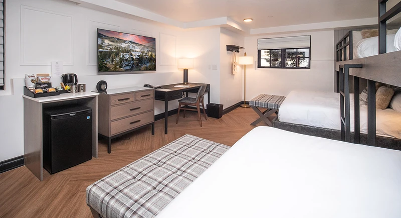 65d368d8bda6d Catwalk TV