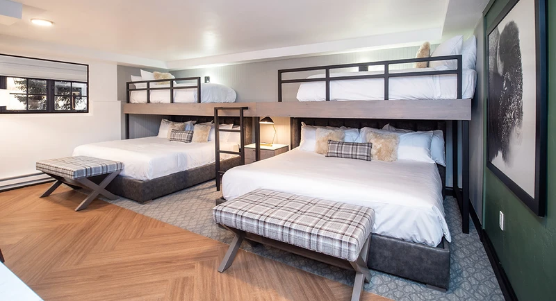 65d368d94a94f Catwalk