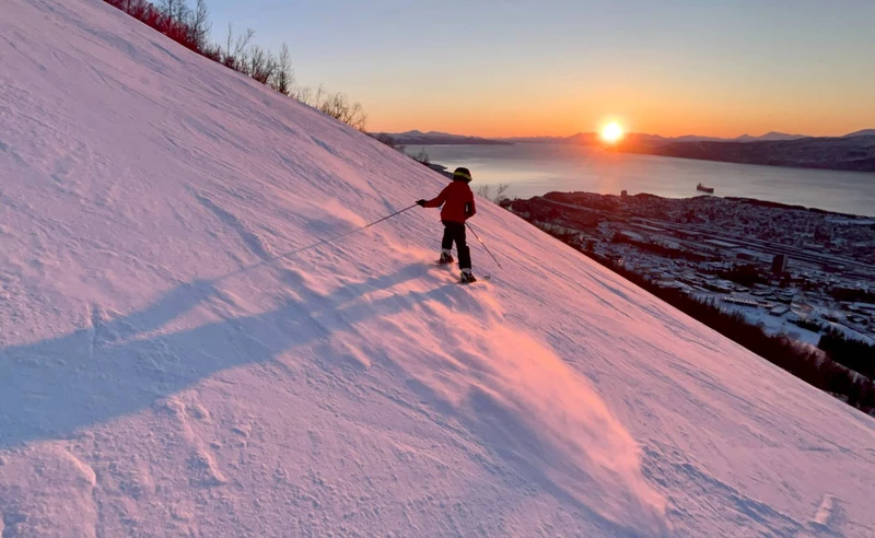 Sunset skiing, Narvik, Norway - Olly Bradford - April 2023