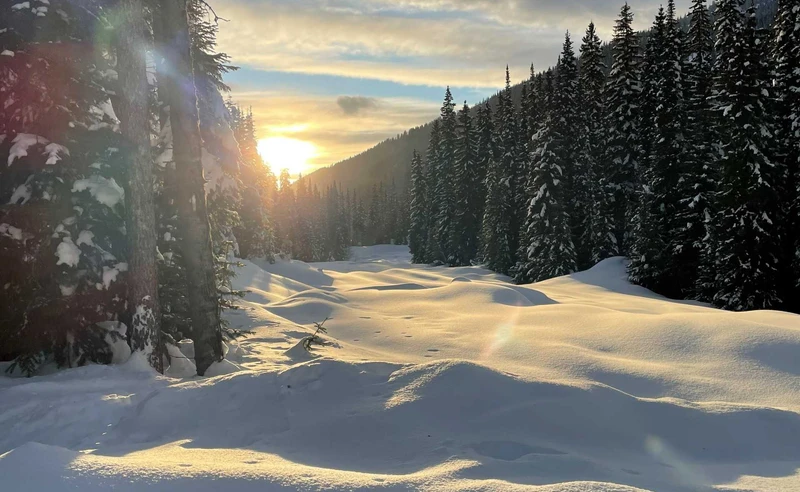 Sun Peaks at Sunset, Canada - Gordon Tennent & Helen Skehan - March 2023