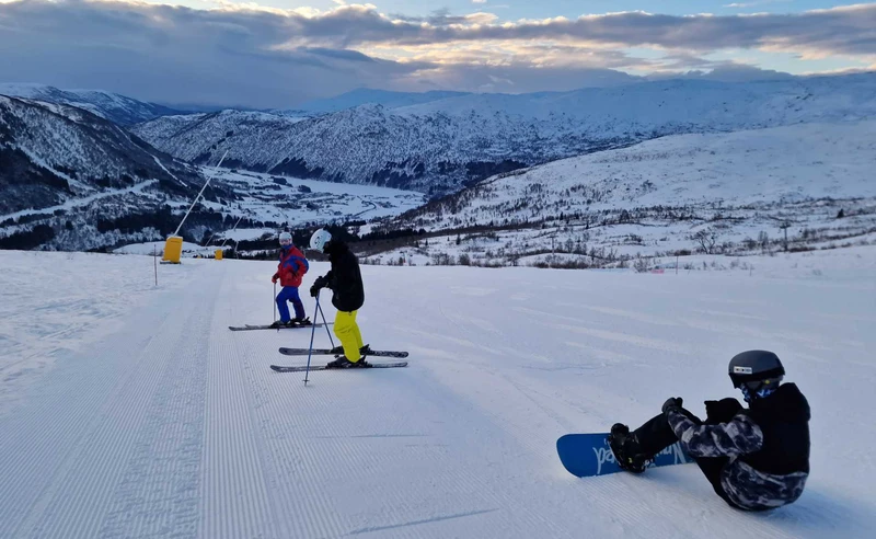 Skiers on Myrkdalen, Norway - Ian Ellis - January 2024