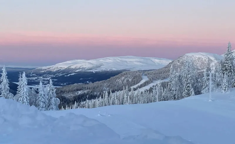 Quiet ski slopes, Are, Sweden - Iain Whittaker - January 2024