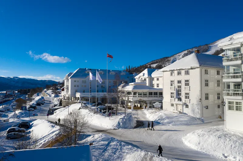 Dr Holms Hotel Day Exterior © Dr Holms