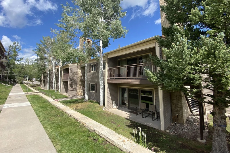 65e9a9ab26efc Timberline Condos Condos in Summer
