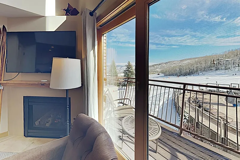 65e9ab641f190 Timberline Condos Loft 315 Deluxe Studio Balcony View