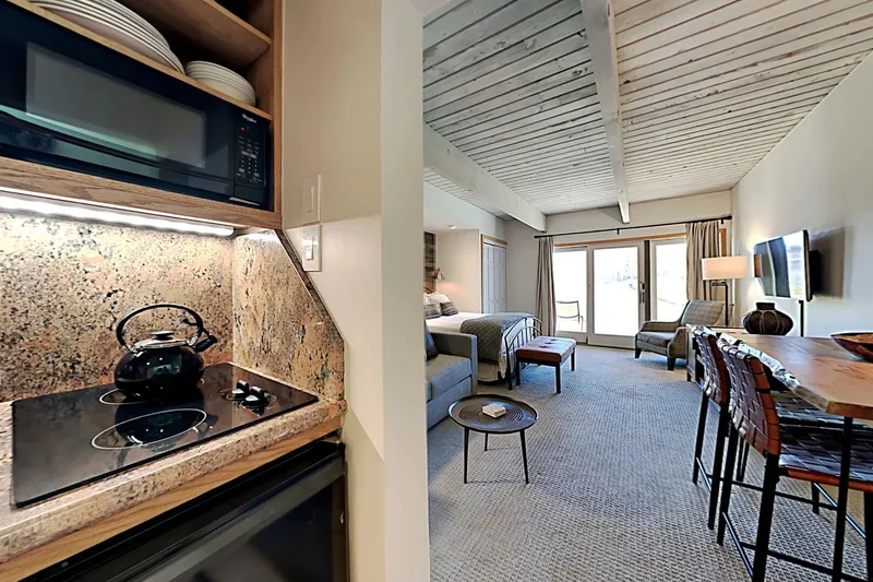 65e9ae3ba0f3e Timberline Condos Studio Kitchen