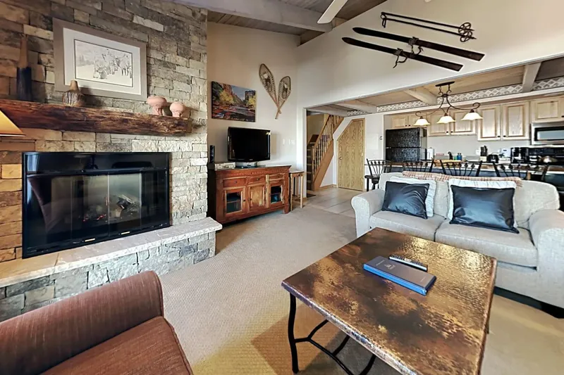 65e9b826c5e32 Timberline Condos One to Two Bed Plus Loft Condo