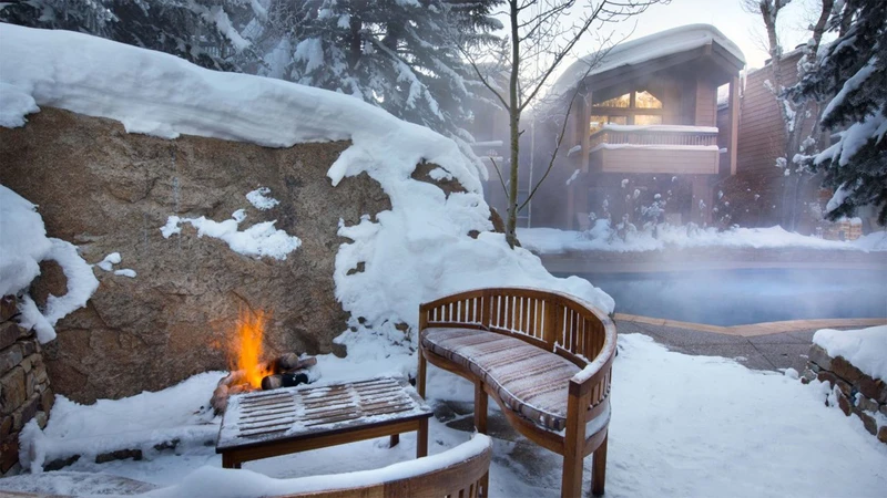 65e9f2c727777 The Gant Lower Pool in Winter