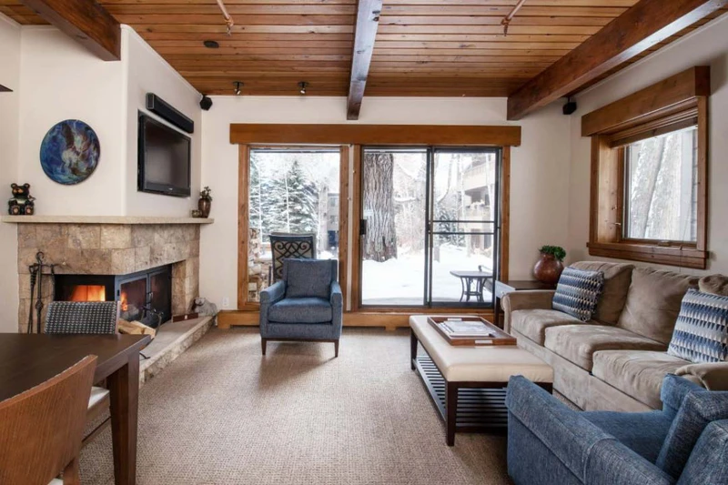 65e9f680d7c4b The Gant Deluxe Condo Living Room Example 3