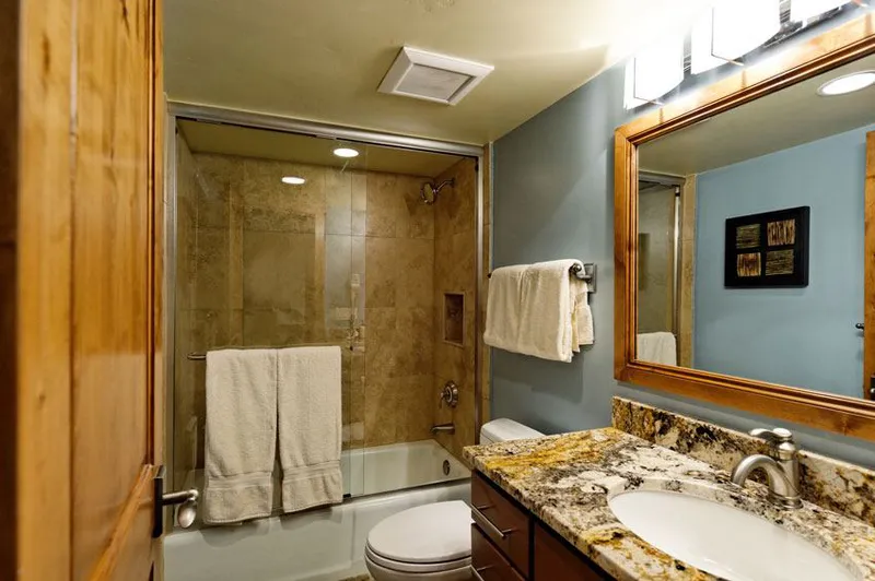 65f9b46c7f5c72 Bed Loft Premier Bathroom Crestwood Condominiums