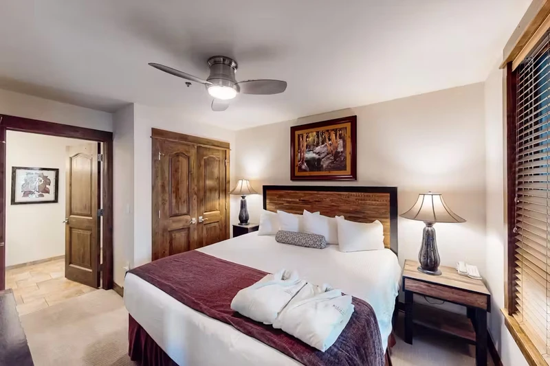 65f9cb136fb911 bed bedroom Blue Sky