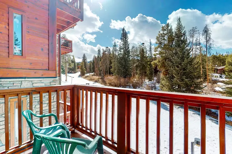660ece2255ef4 Balcony Pine Ridge Condos Breckenridge USA