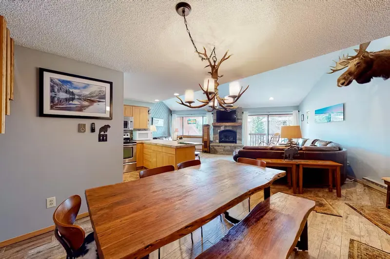 660ece244cc712 Bed Dining Area Pine Ridge Condos Breckenridge USA