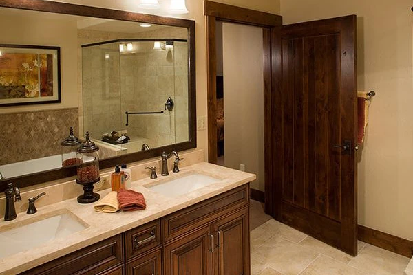 660fb9c2e03b41 Bed Condo Bathroom Crystal Peak Lodge Breckenridge USA