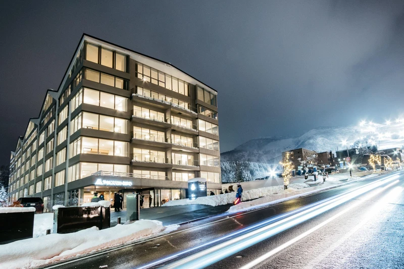 The Maples Niseko - Exterior at Night