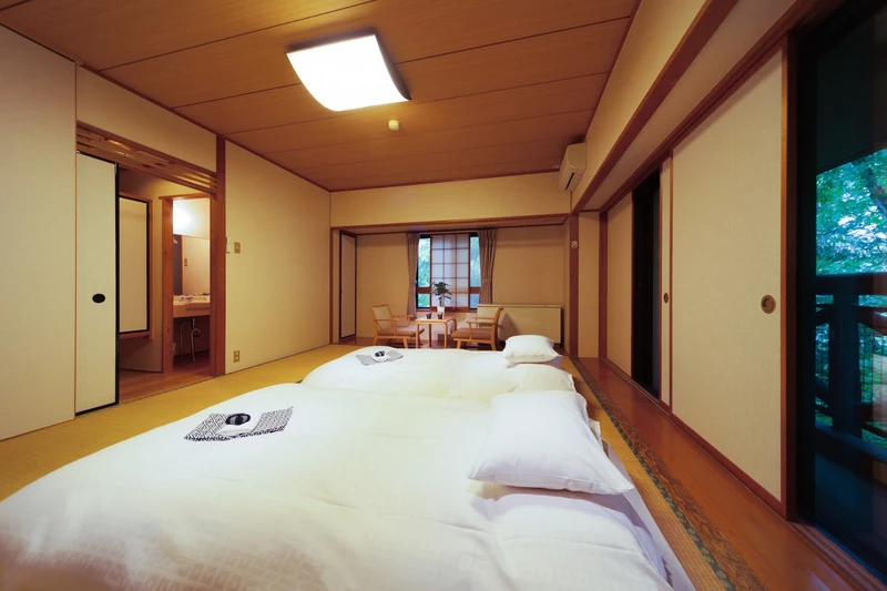 661e59a7dc6b6 Phoenix Hotel Hakuba Japan Deluxe Twin Room