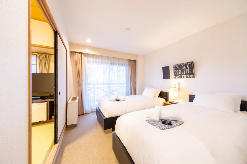 661e5c0d8c630 Phoenix Hotel Hakuba Japan Western Room