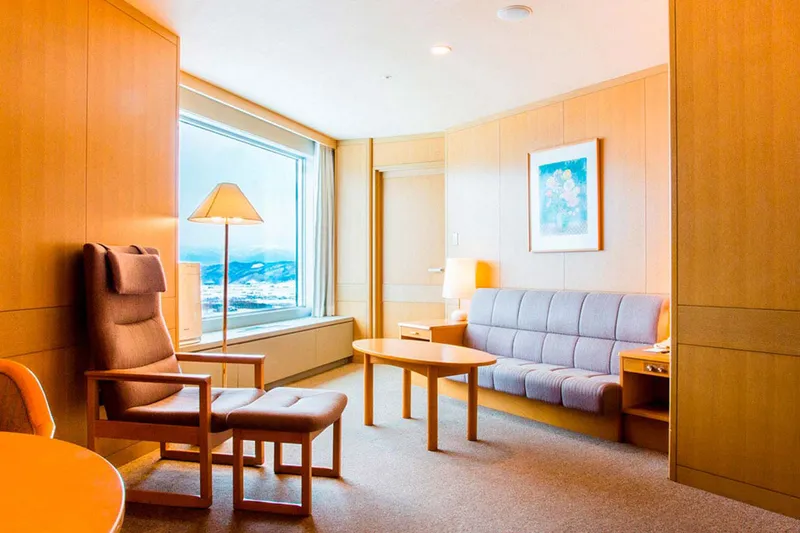 6620e58001814 Shin Furano Prince Hotel Japan Suite seating area