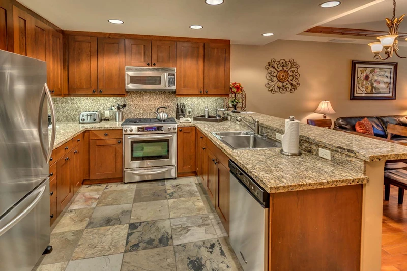66606e636f4b8 The Village at Northstar Big Horn 1 Bed Kitchen East West Hospitality