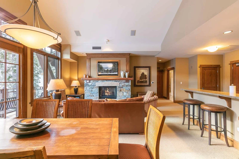 66607caec72d0 The Village at Northstar Iron Horse South 4 Bed Dining Area East West Hospitality