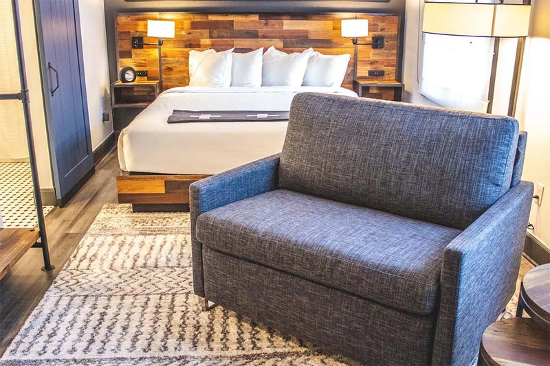 666199a510908 Gravity Haus Breckenridge Powderhound