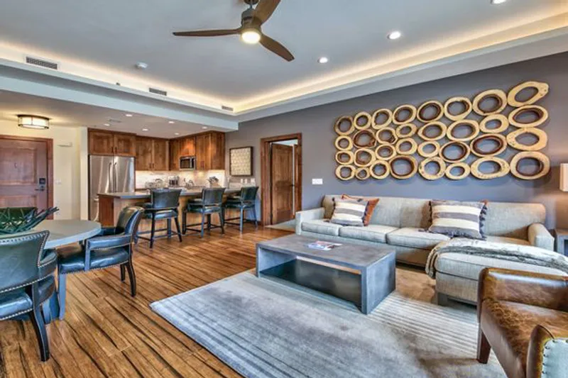 6661d4c928b51 Zalenta Heavenly Two Bedroom Living Space