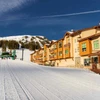 The Mountain Club Exterior in Winter © Vail Resorts