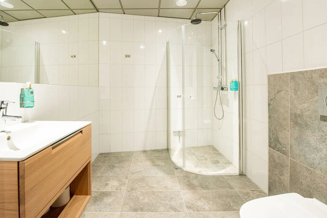 669e5c91678c1 Ski Lodge Soltorget 5 Bedroom Bathroom