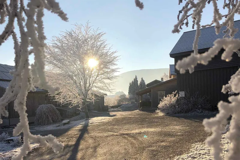 669f9ab43e5ab Store Ringheim Farmhouse Winter Sunset