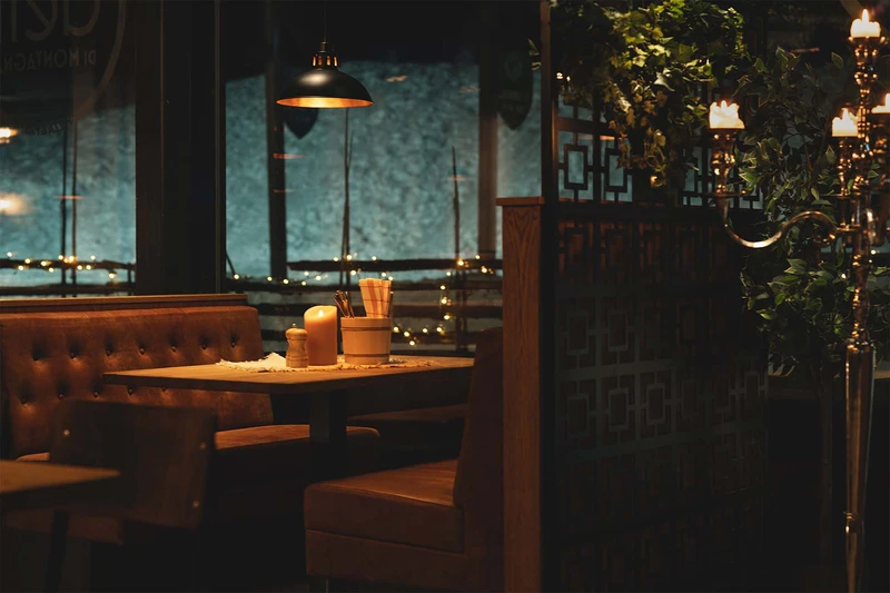 66a261c7510b9 Ski Star Alpin Lodge Restaurant Booth