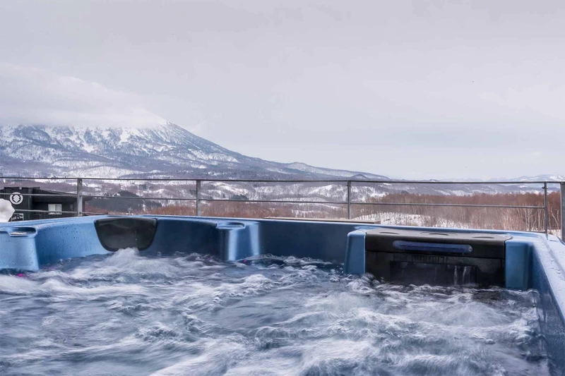 Snow Crystal - Hot Tub Views