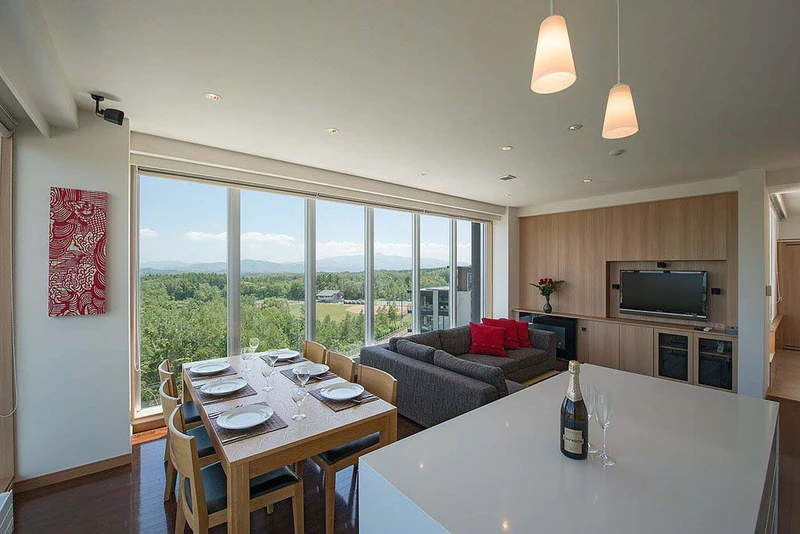 66a3c55b69b6f Snow Crystal Yotei Panorama Penthouse Dining Area