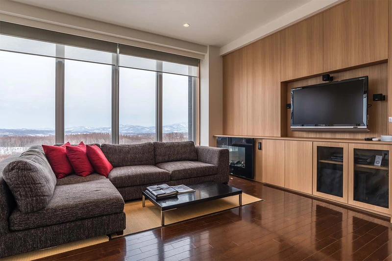 66a3c55c512f2 Snow Crystal Yotei Panorama Penthouse Living Area