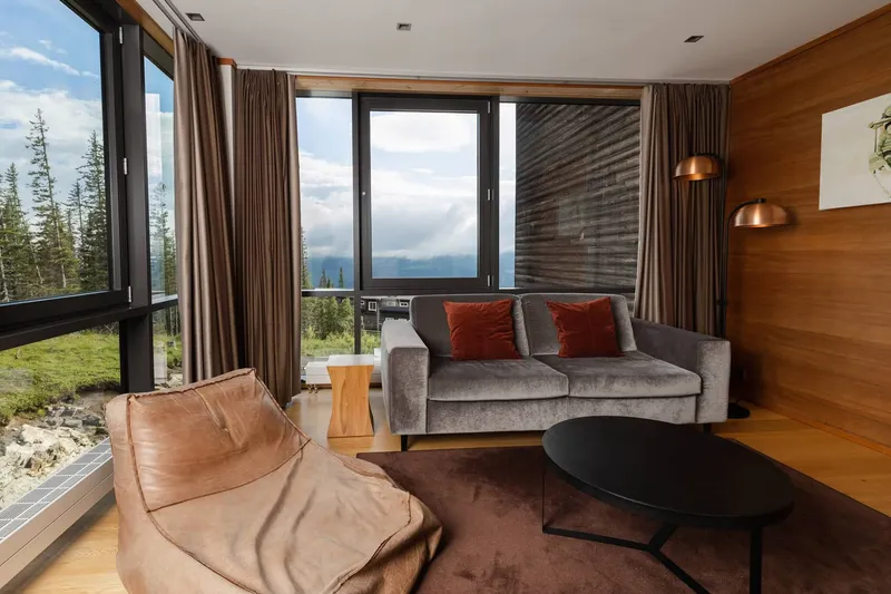 66c31c3e5da05 Copperhill Mountain Lodge Zinc Suite Living Area