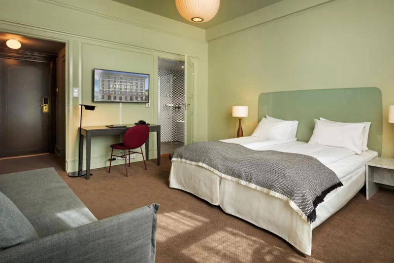 66c454e1466e3 Hotel Grand Terminus Family Room Bedroom