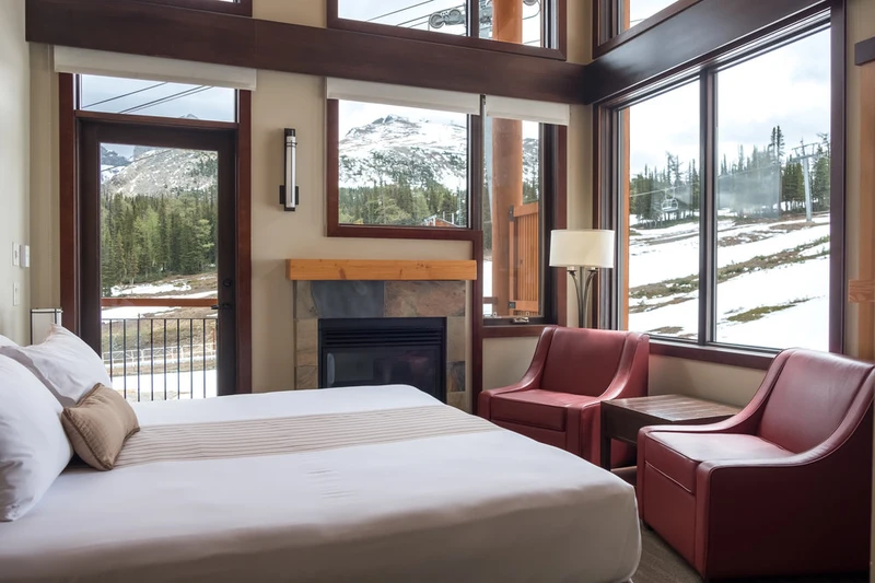 66c84ab1547dd Sunshine Mountain Lodge West Wing Premier Room Main Space