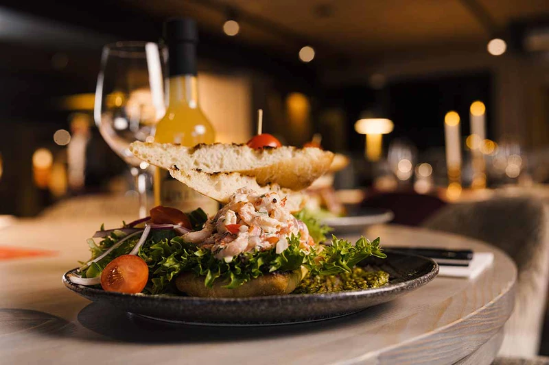 66d5e6ea322af Sofias restaurant and bar Geilo Paul Lockhart