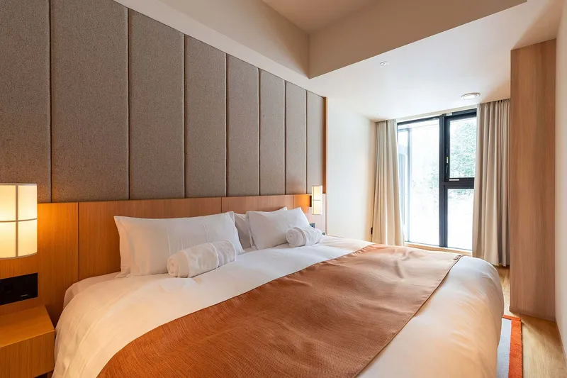 66d6f1c4e9783 Niseko Kyo Three Bedroom with Onsen Bedroom